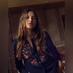 Boden Elizabeth Navy Floral Embellished Cardigan